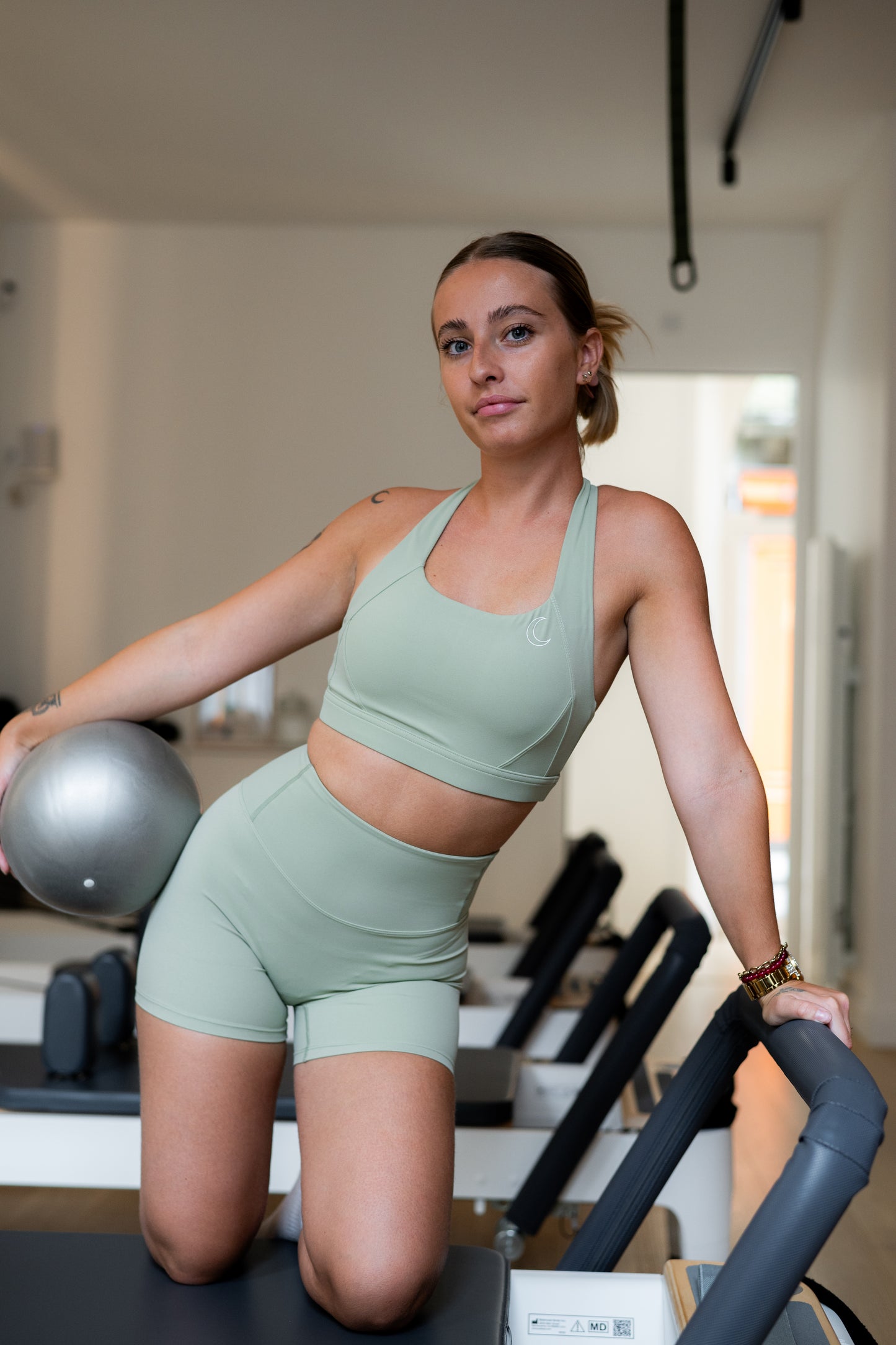 Short Eclipse 
 Longueur mid-thigh & effet scrunch